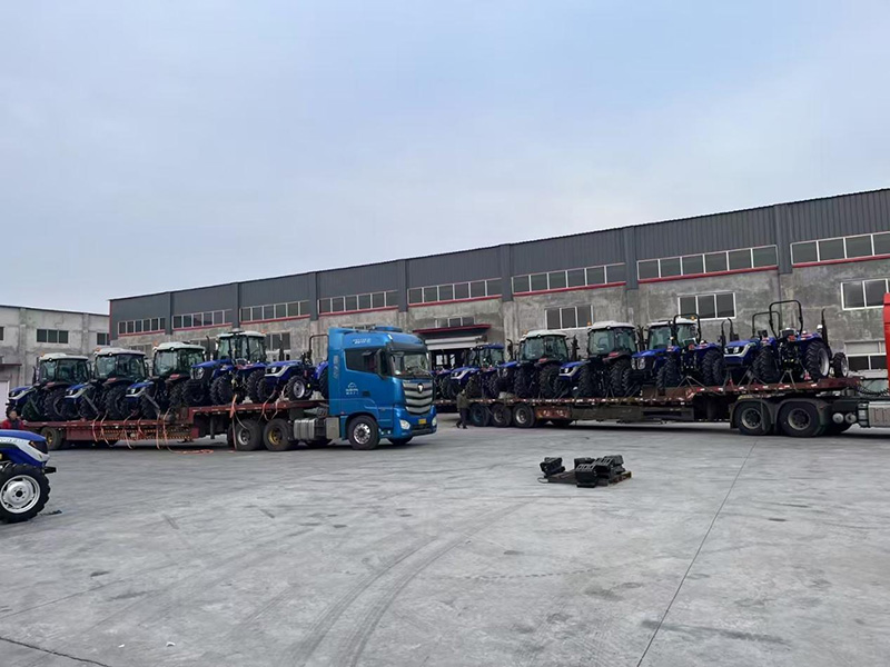 Ang Glory Farm Tractor ay ipinadala sa Gitnang Asya Tapos na ang pag -load