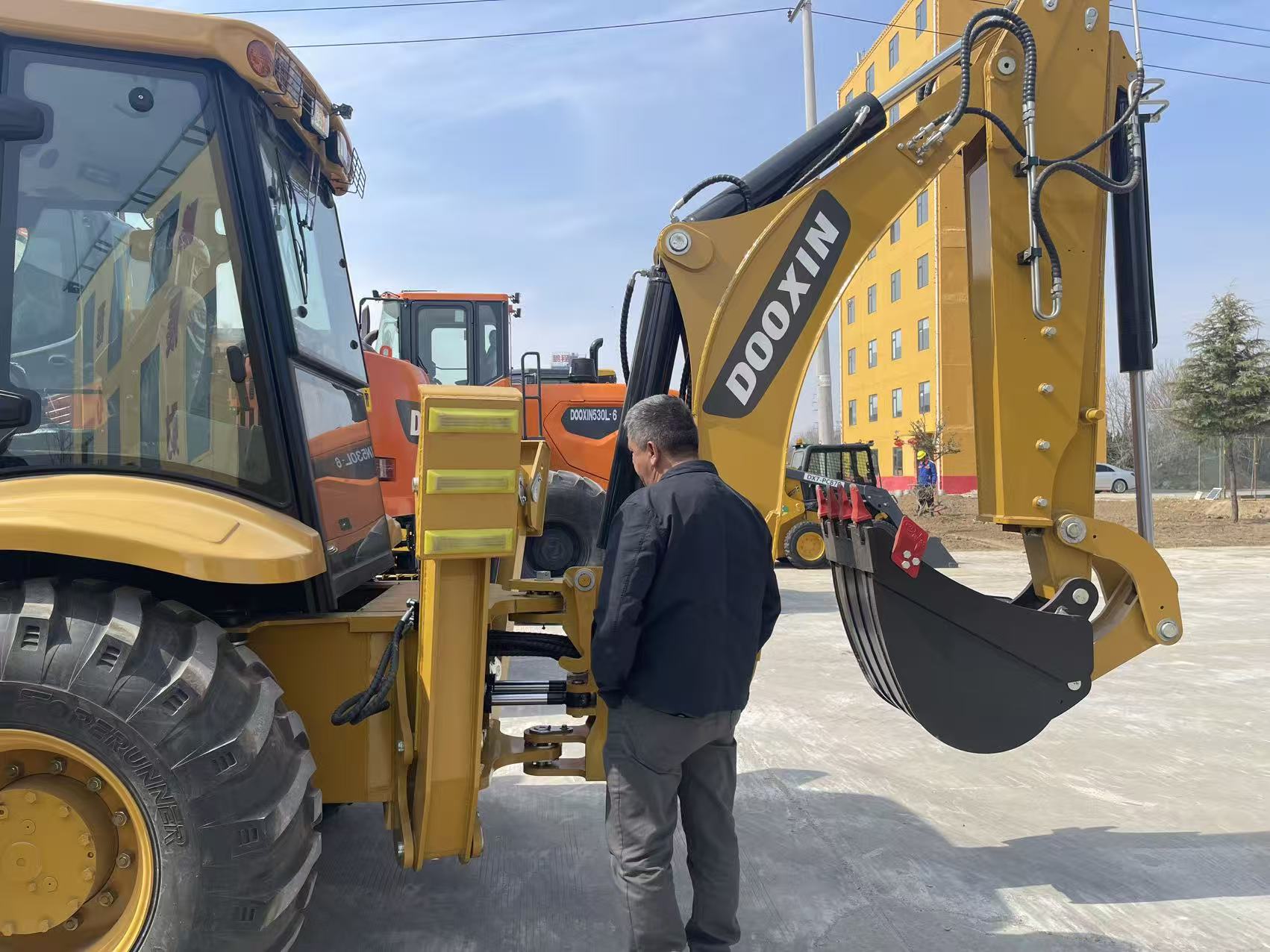 Bumisita ang Mga Customer sa Timog Amerika sa Aming Pabrika