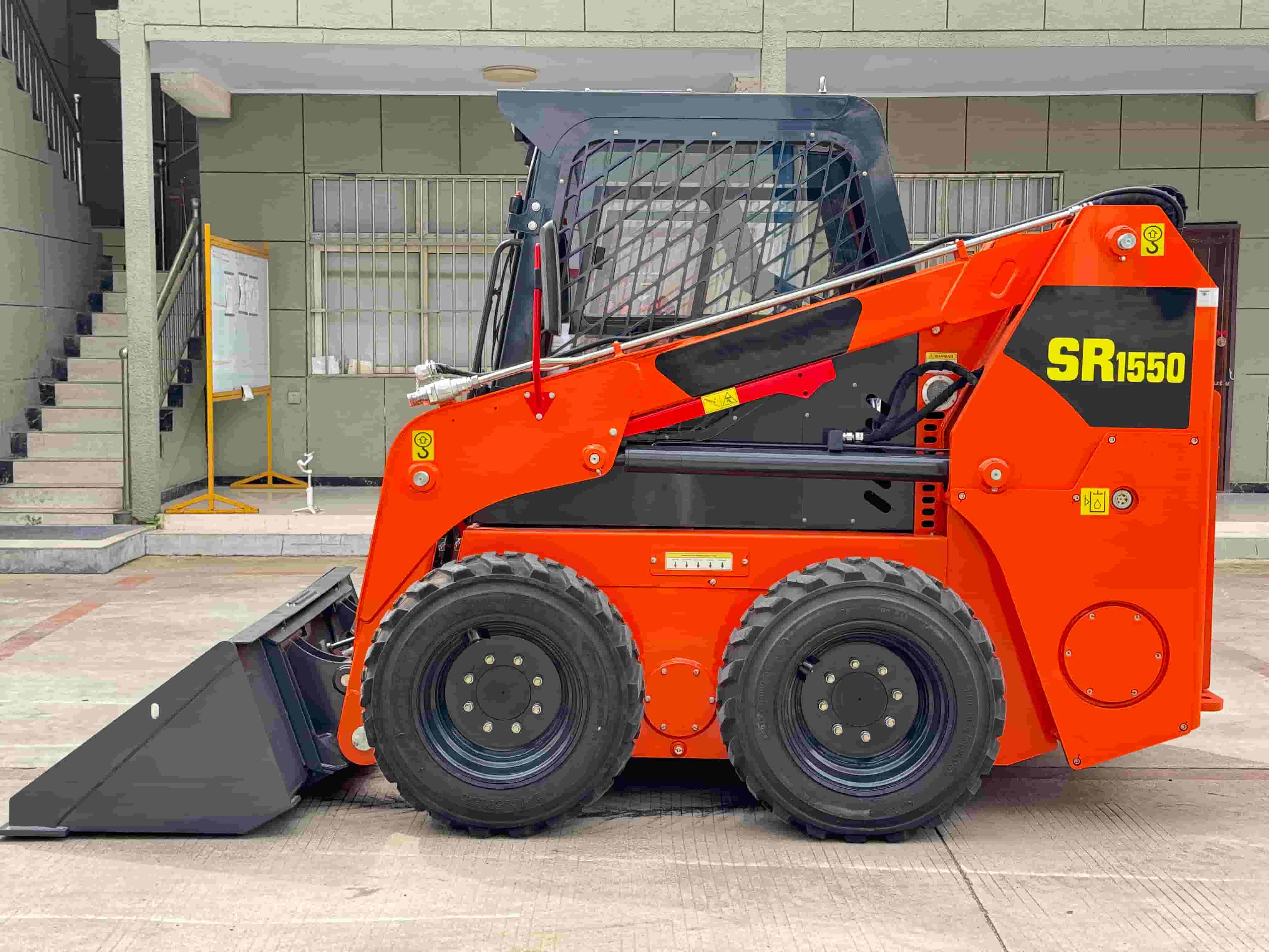 Huwag mahulog sa bitag na ito! Ang maramihang pagbili ng isang malaking bansa ng mga skid steer loader ay nagresulta sa isang batch ng mga 